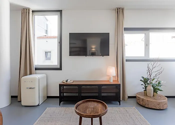 Regras 45 Building A By Lovelystay Apartment