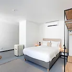 Regras 45 Building A By Lovelystay ポルト