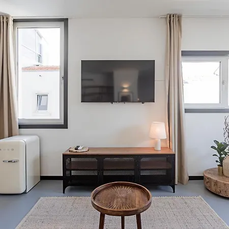 Regras 45 Building A By Lovelystay Apartment