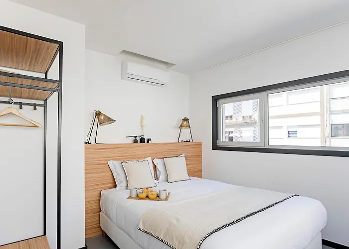 아파트 Regras 45 Building A By Lovelystay *